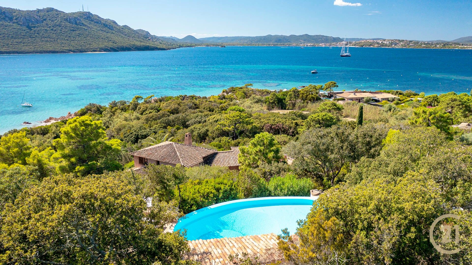 Location saisonnière Villa 7&nbsp;Pièces 250&nbsp;m² Lecci