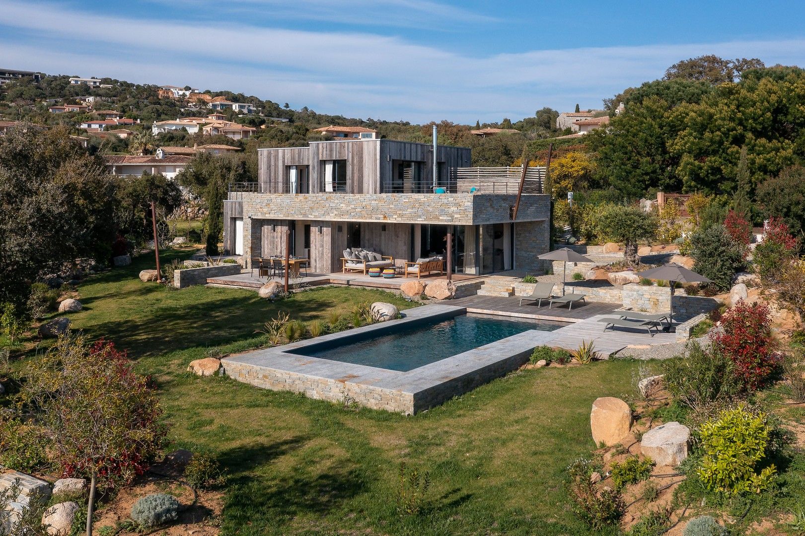 Location saisonnière Villa 5&nbsp;Pièces 190&nbsp;m² Sainte-Lucie De Porto-Vecchio