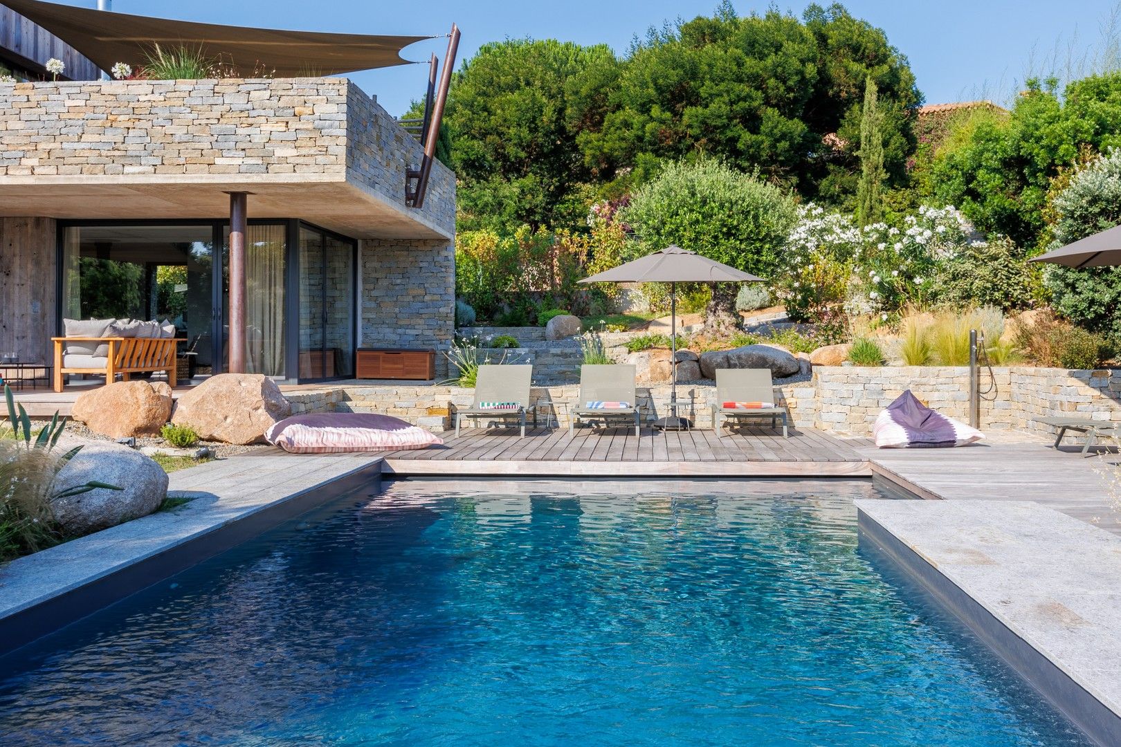 Location saisonnière Villa 5&nbsp;Pièces 190&nbsp;m² Sainte-Lucie De Porto-Vecchio