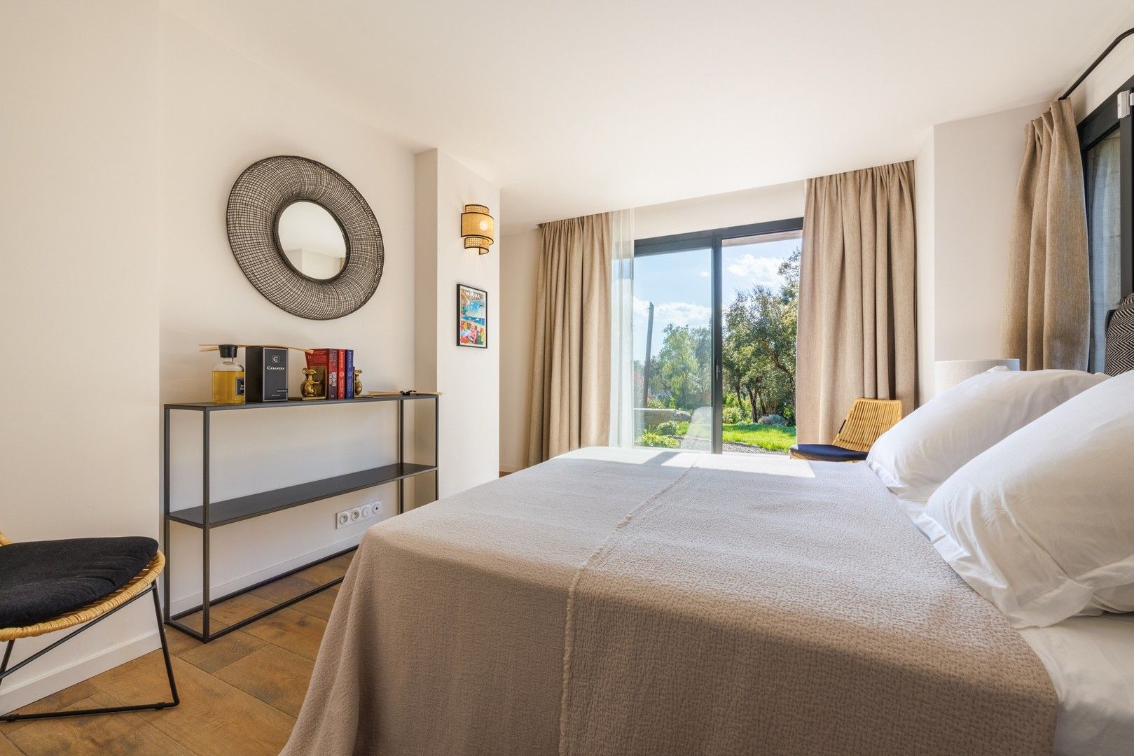 Location saisonnière Villa 5&nbsp;Pièces 190&nbsp;m² Sainte-Lucie De Porto-Vecchio
