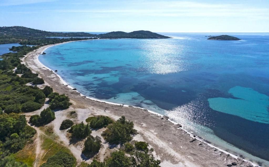 Location saisonnière Villa 5&nbsp;Pièces 190&nbsp;m² Sainte-Lucie De Porto-Vecchio