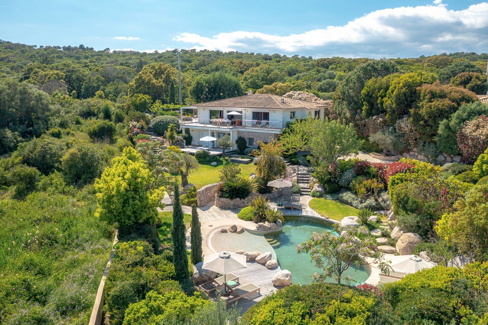 Location saisonnière Villa 6&nbsp;Pièces 200&nbsp;m² Sainte-Lucie De Porto-Vecchio