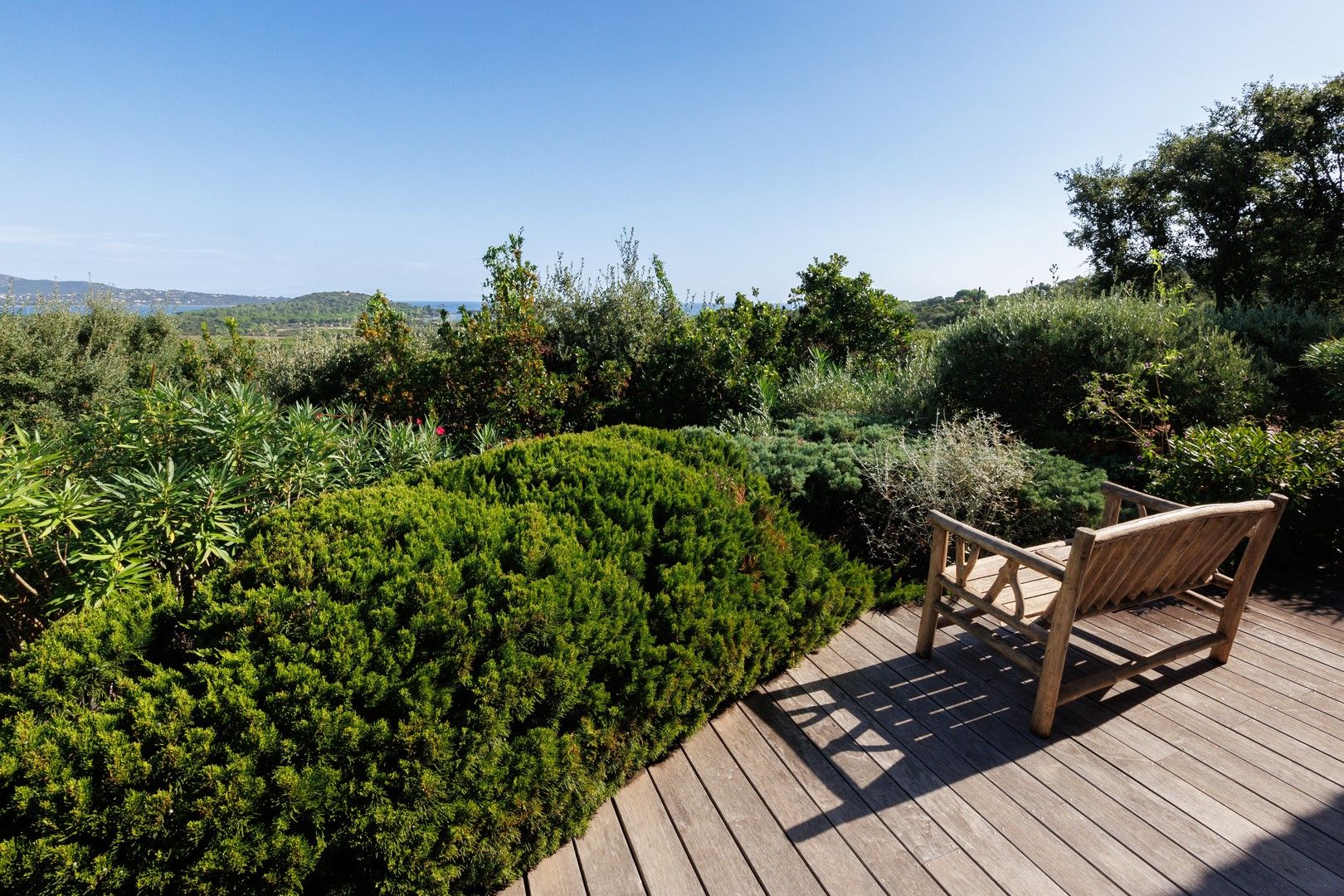 Location saisonnière Villa 6&nbsp;Pièces 200&nbsp;m² Sainte-Lucie De Porto-Vecchio