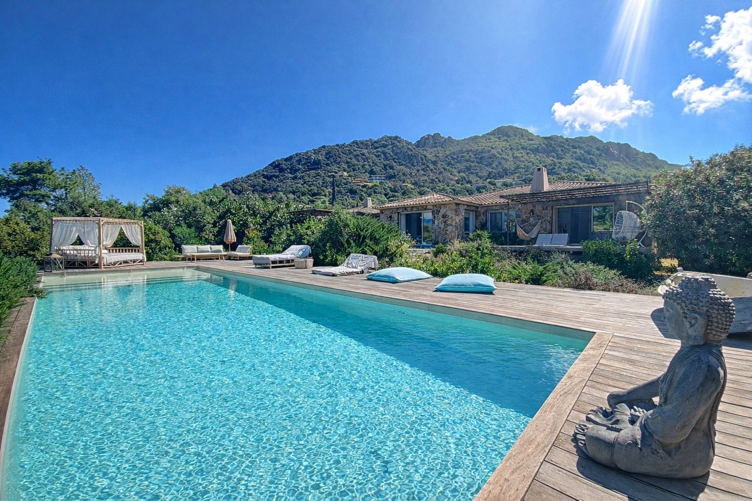 Acheter Villa 5&nbsp;Pièces 225&nbsp;m² Porto-Vecchio