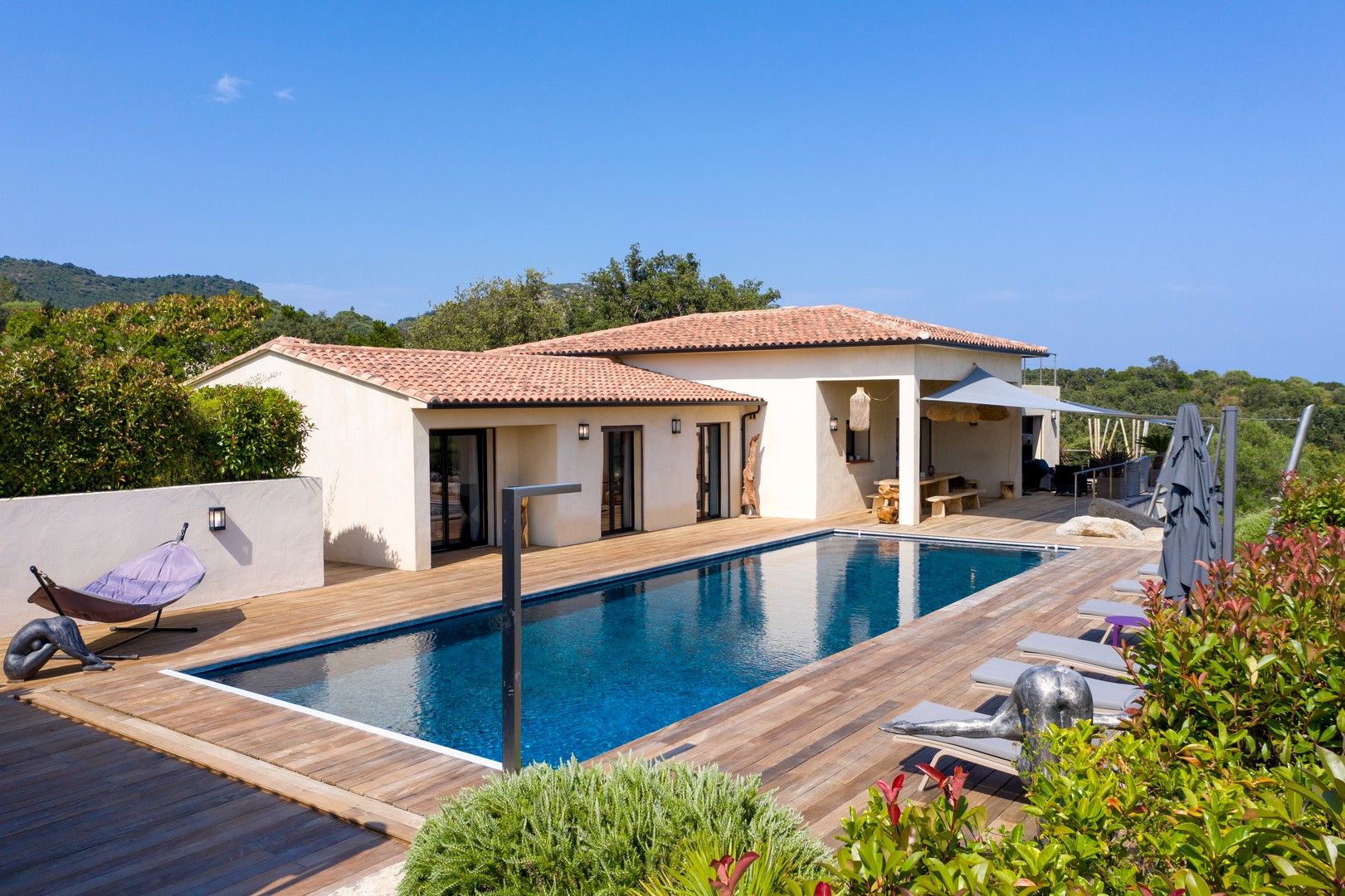 Sale Villa 6&nbsp;rooms 225&nbsp;m² Sainte-Lucie De Porto-Vecchio