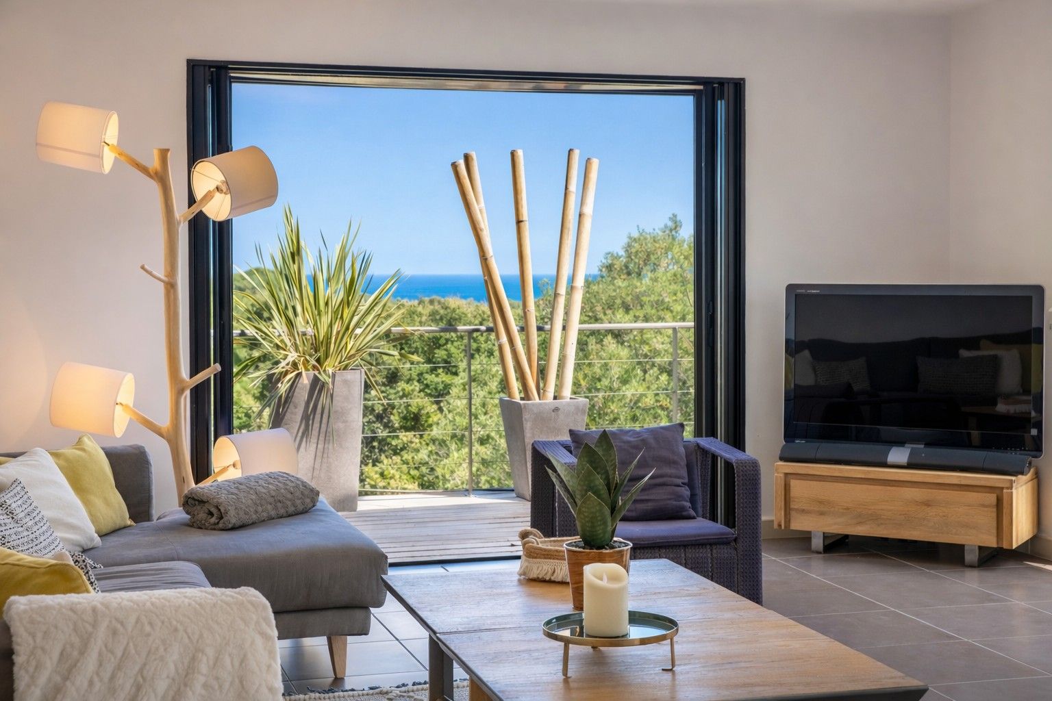 Sale Villa 6&nbsp;rooms 225&nbsp;m² Sainte-Lucie De Porto-Vecchio