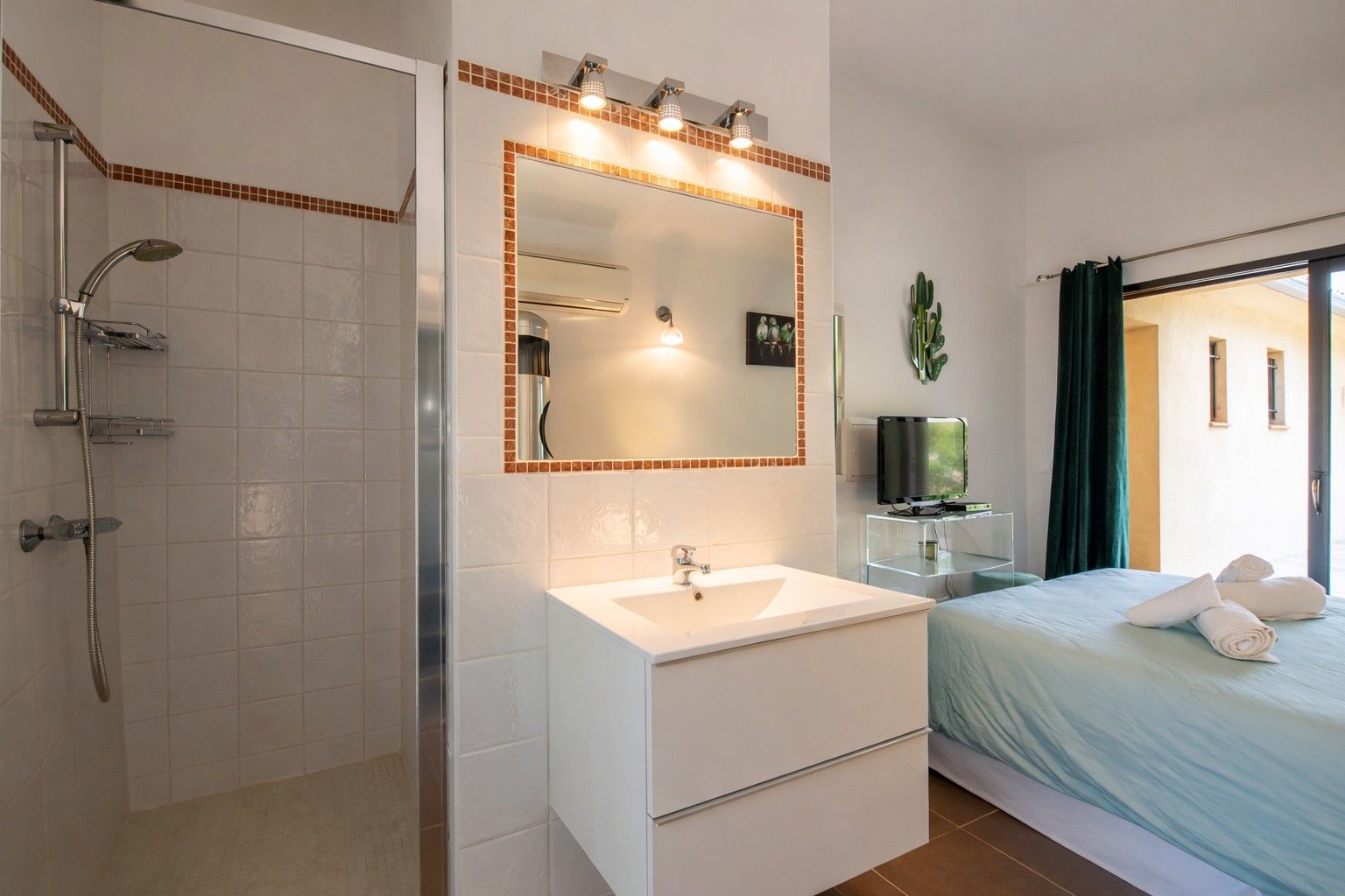 Sale Villa 6&nbsp;rooms 225&nbsp;m² Sainte-Lucie De Porto-Vecchio