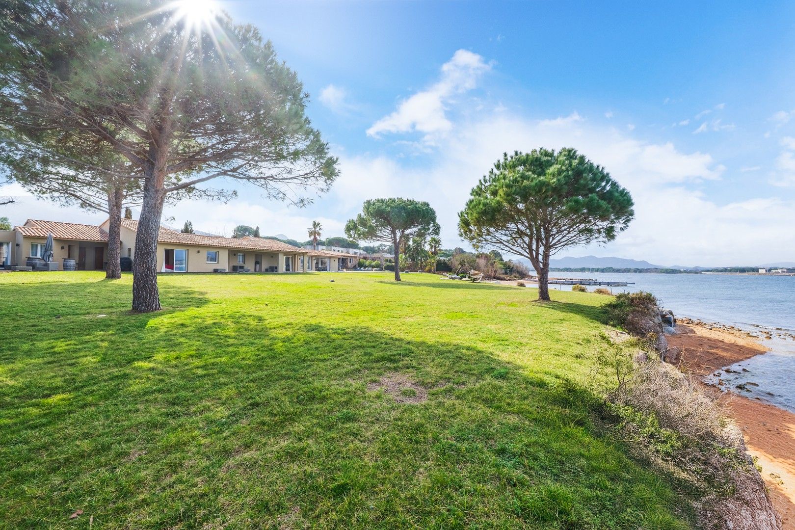 Acheter Villa 7&nbsp;Pièces 300&nbsp;m² Porto-Vecchio