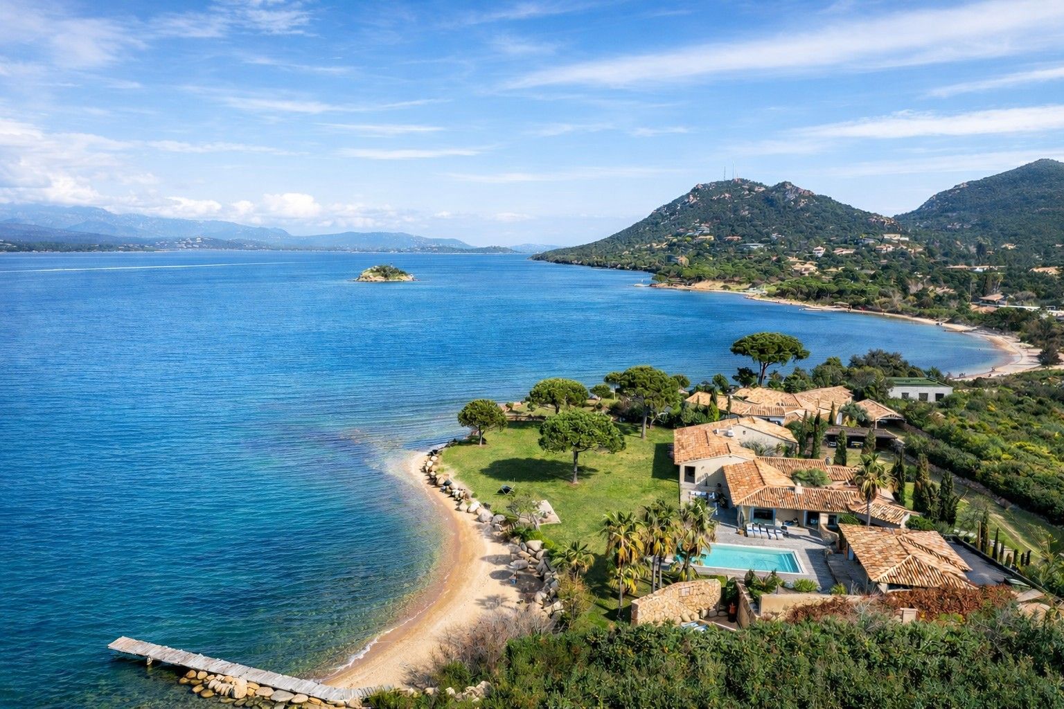 Acheter Villa 7&nbsp;Pièces 300&nbsp;m² Porto-Vecchio