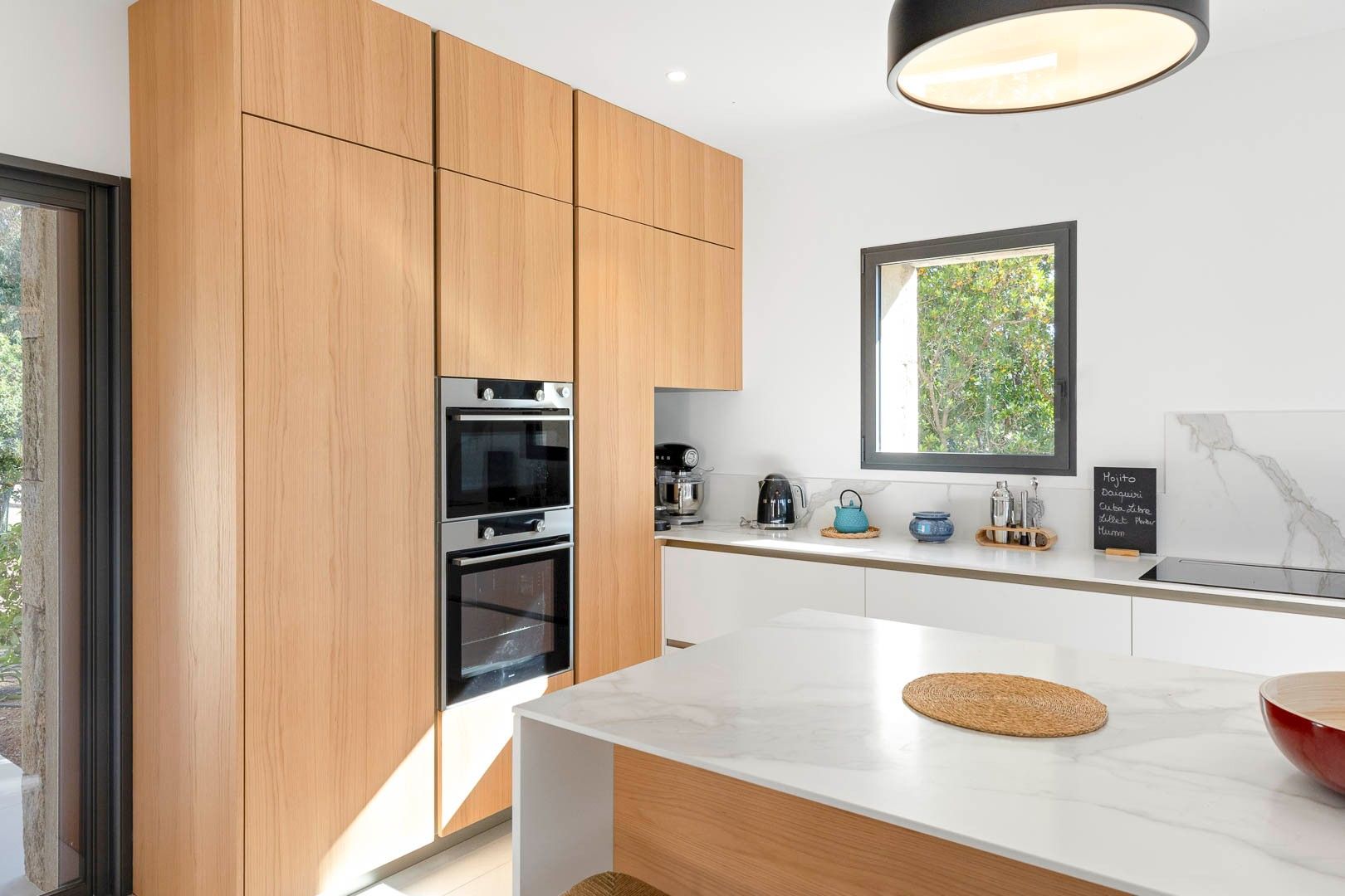 Location saisonnière Villa 6&nbsp;Pièces 250&nbsp;m² Sainte-Lucie De Porto-Vecchio