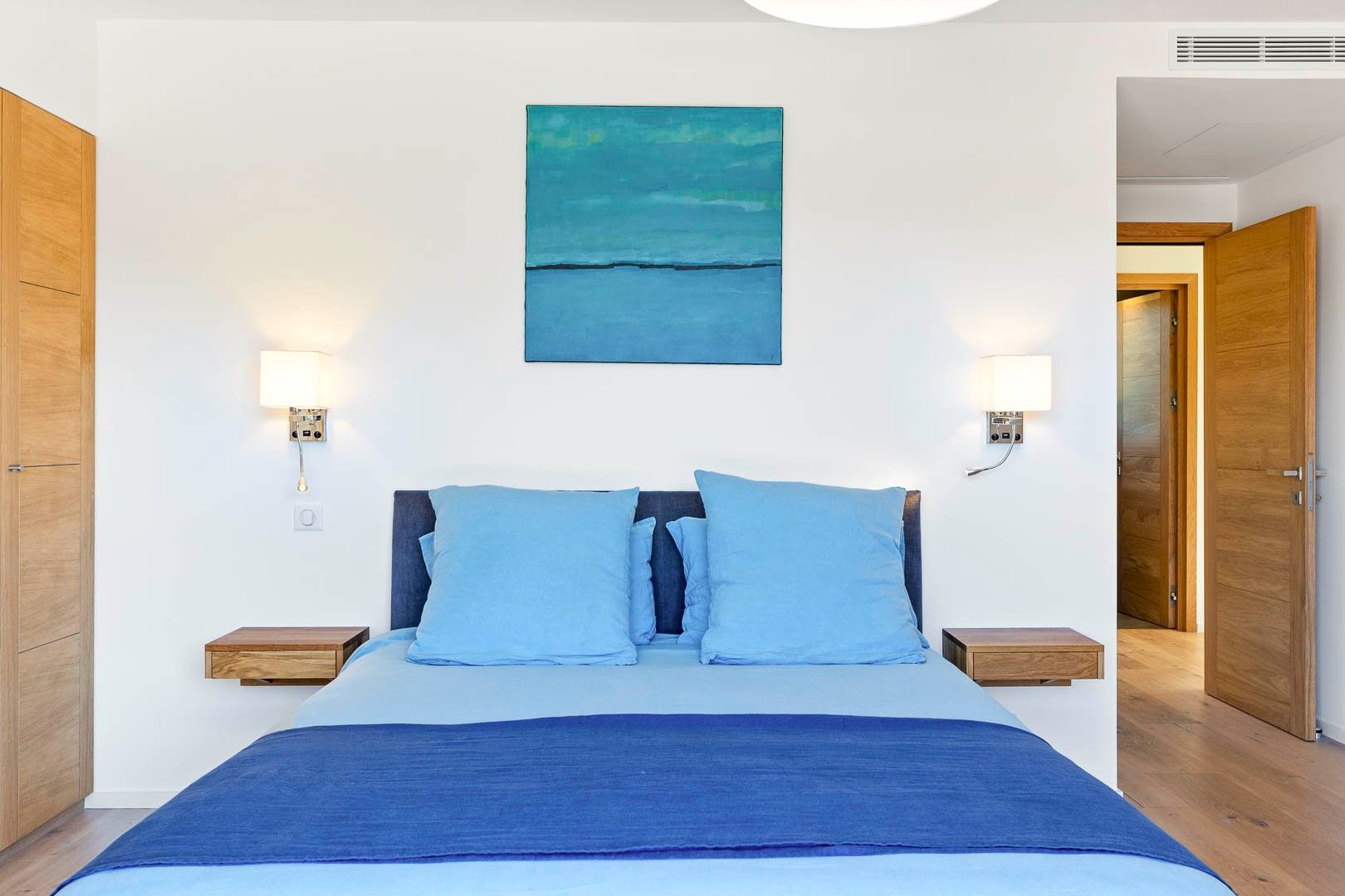 Location saisonnière Villa 6&nbsp;Pièces 250&nbsp;m² Sainte-Lucie De Porto-Vecchio
