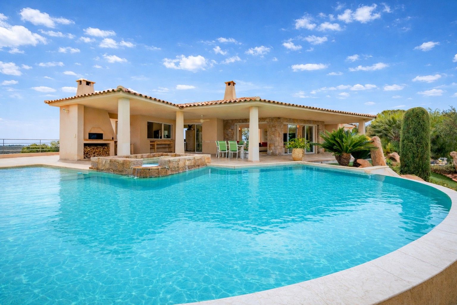 Acheter Villa 8&nbsp;Pièces 234&nbsp;m² Sainte-Lucie De Porto-Vecchio