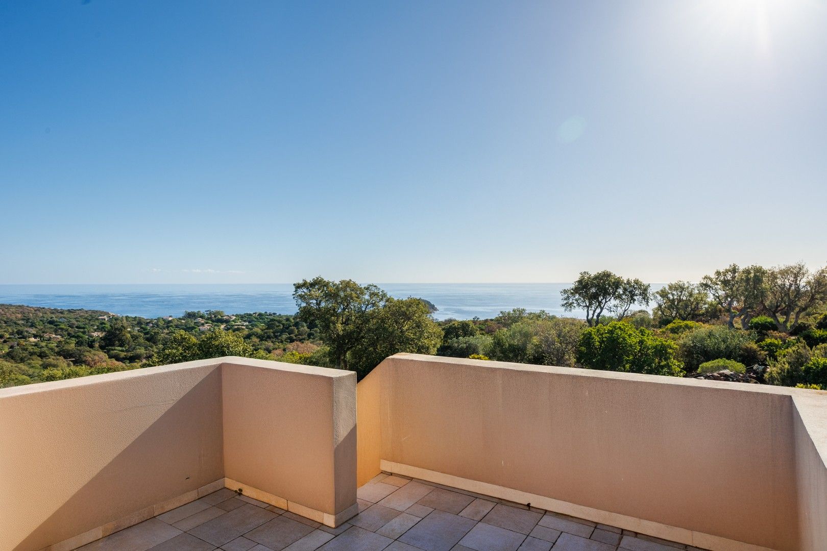 Acheter Villa 8&nbsp;Pièces 234&nbsp;m² Sainte-Lucie De Porto-Vecchio