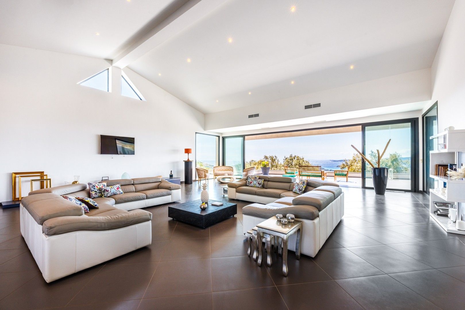 Acheter Villa 9&nbsp;Pièces 595&nbsp;m² Sainte-Lucie De Porto-Vecchio
