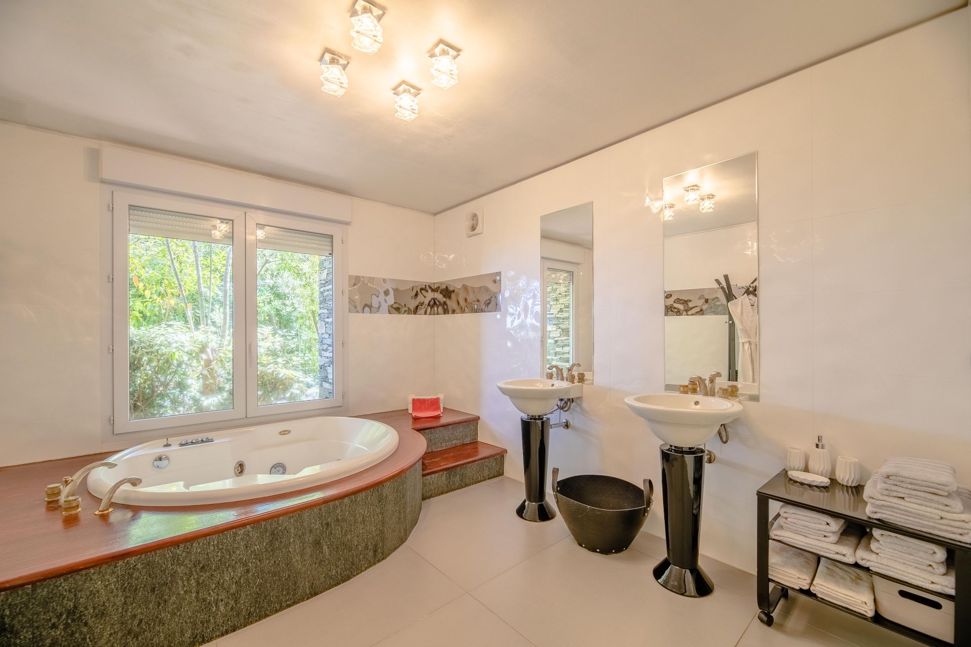 Acheter Villa 7&nbsp;Pièces 315&nbsp;m² Sainte-Lucie De Porto-Vecchio
