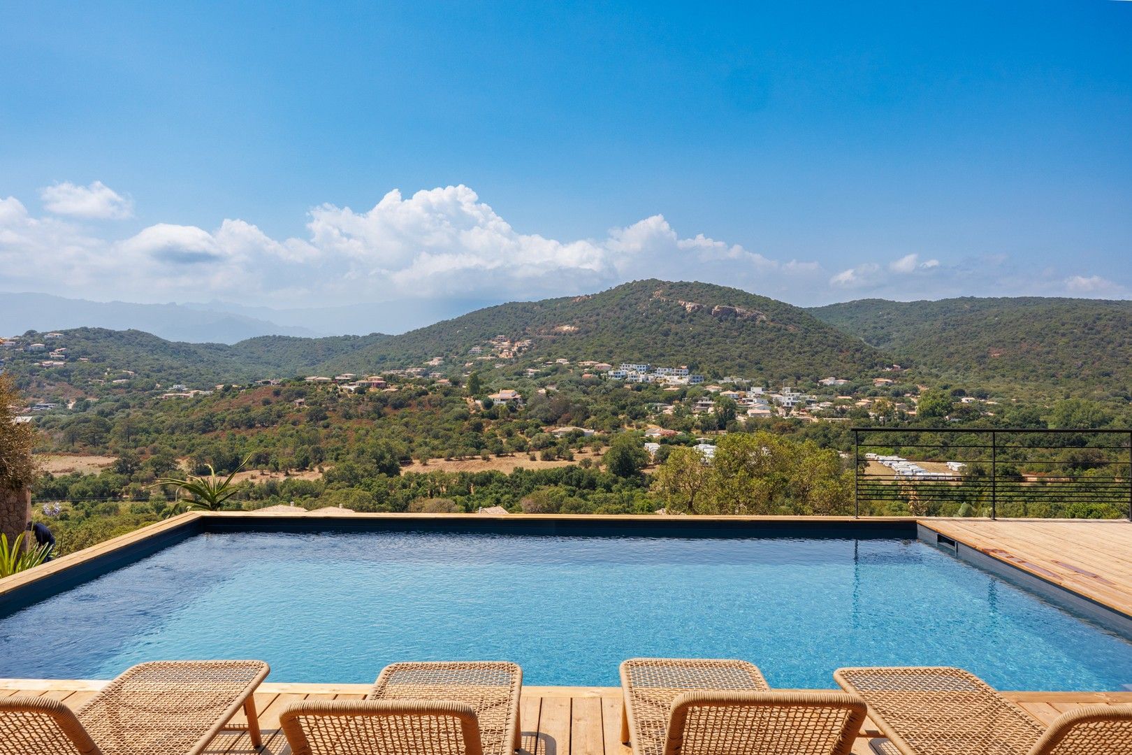 Acheter Villa 5&nbsp;Pièces 140&nbsp;m² Sainte-Lucie De Porto-Vecchio