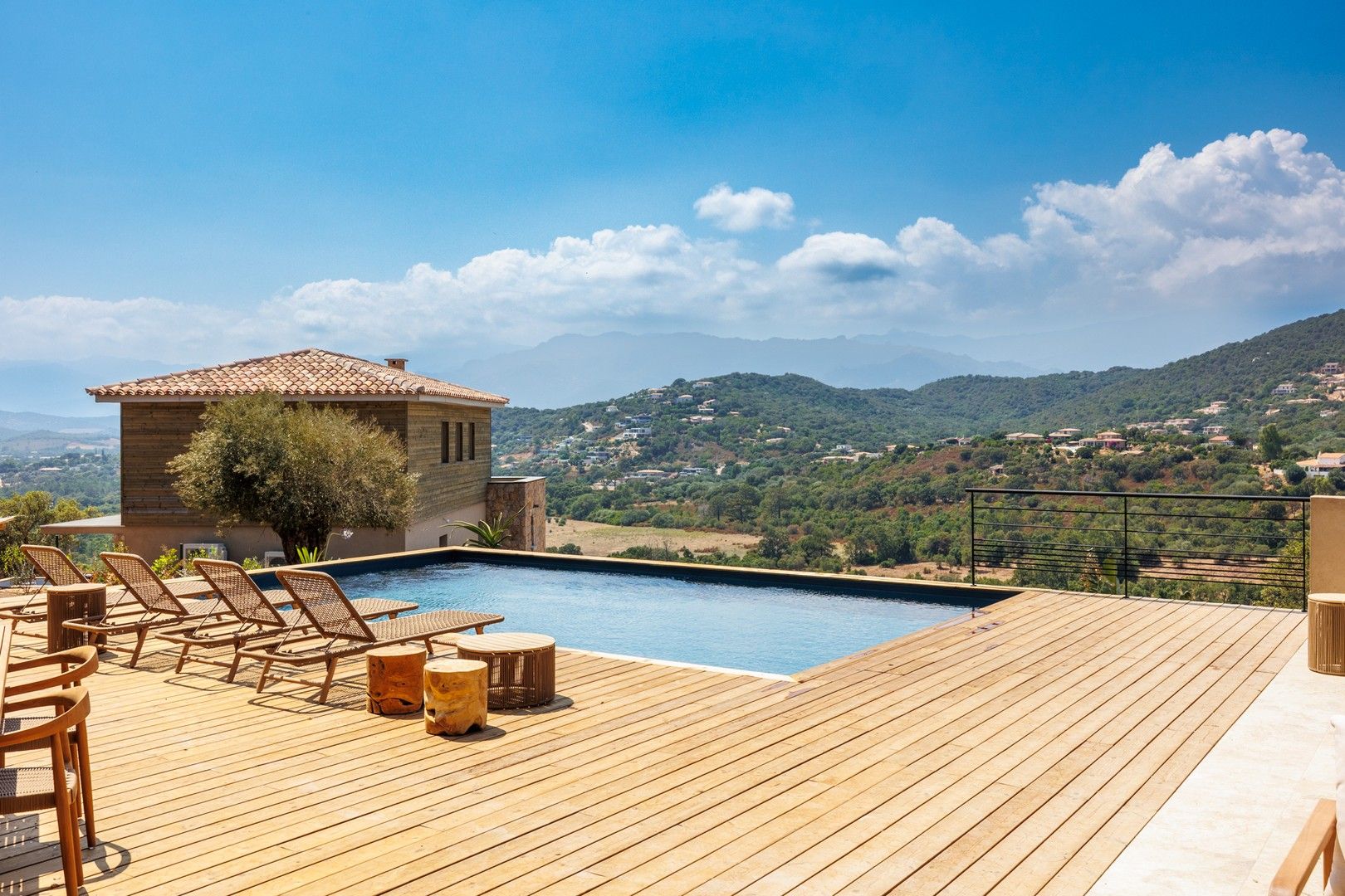 Acheter Villa 5&nbsp;Pièces 140&nbsp;m² Sainte-Lucie De Porto-Vecchio