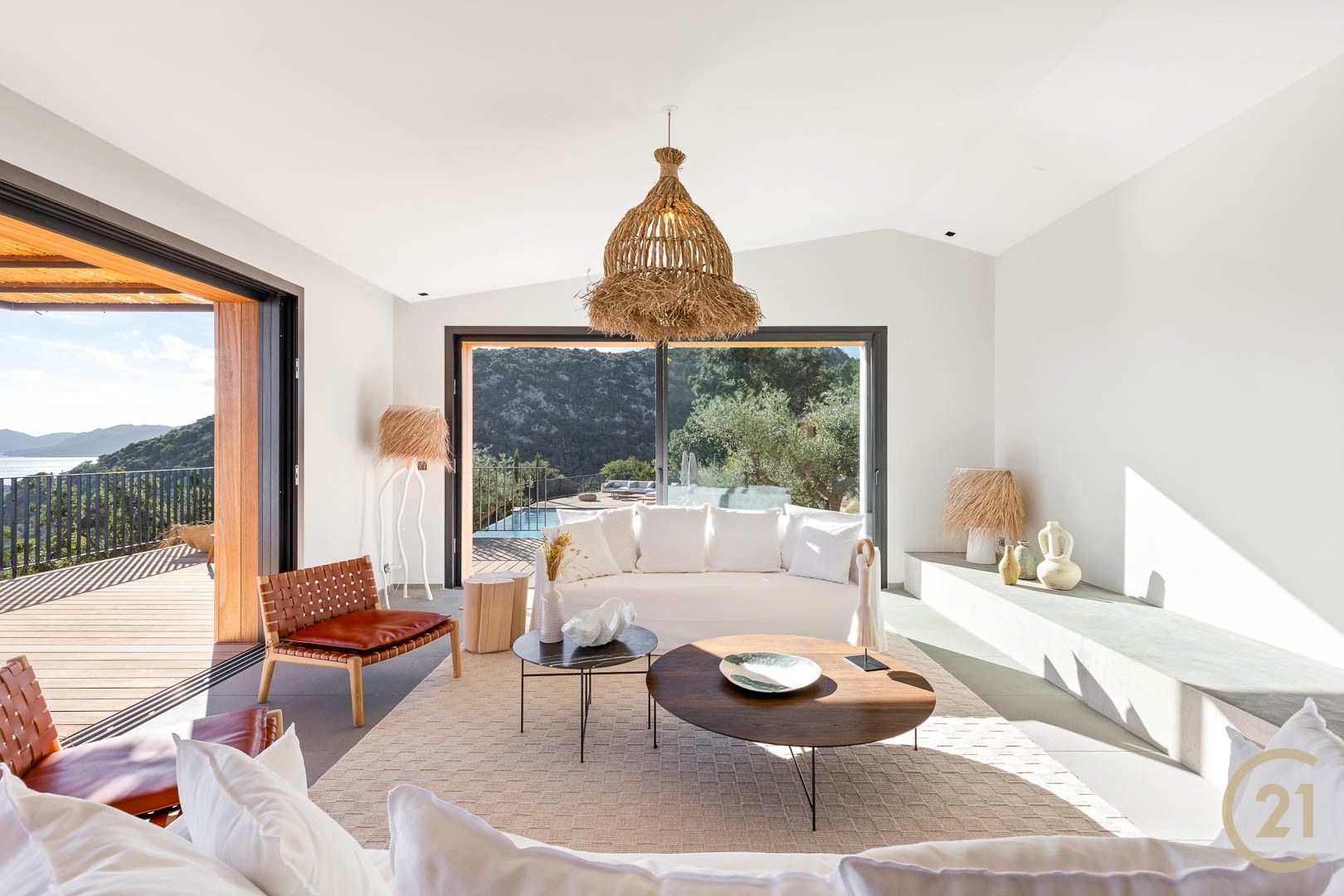 Location saisonnière Villa 7&nbsp;Pièces 300&nbsp;m² Porto-Vecchio