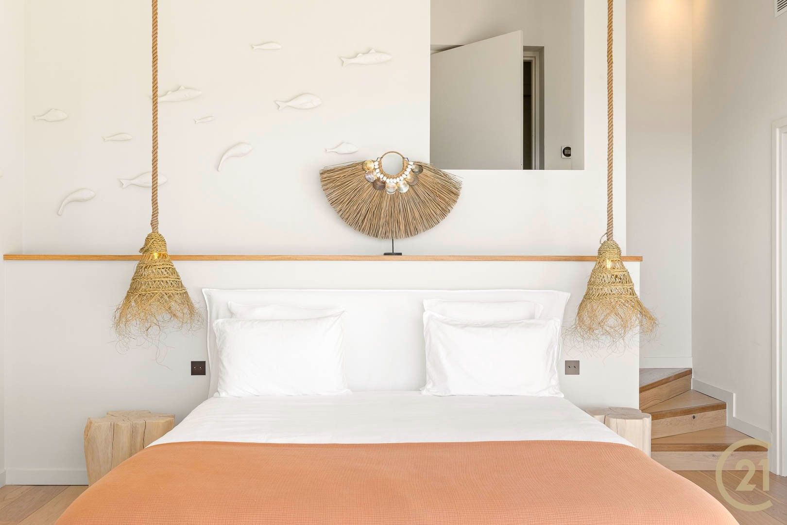 Location saisonnière Villa 7&nbsp;Pièces 300&nbsp;m² Porto-Vecchio
