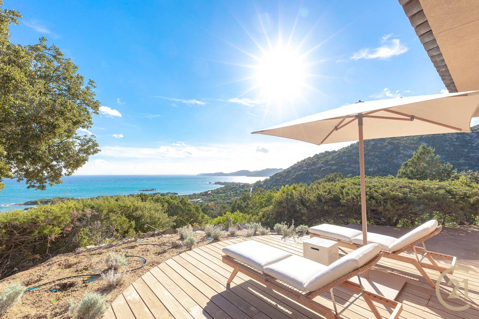 Location saisonnière Villa 7&nbsp;Pièces 300&nbsp;m² Porto-Vecchio