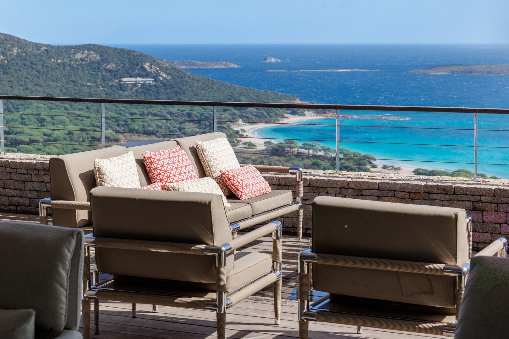 Location saisonnière Villa 8&nbsp;Pièces 400&nbsp;m² Porto-Vecchio