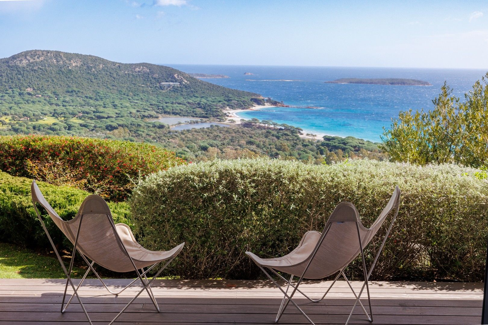 Location saisonnière Villa 8&nbsp;Pièces 400&nbsp;m² Porto-Vecchio