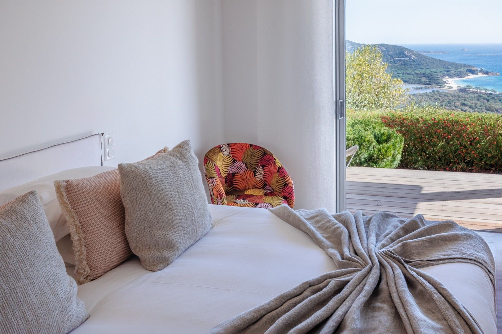 Location saisonnière Villa 8&nbsp;Pièces 400&nbsp;m² Porto-Vecchio
