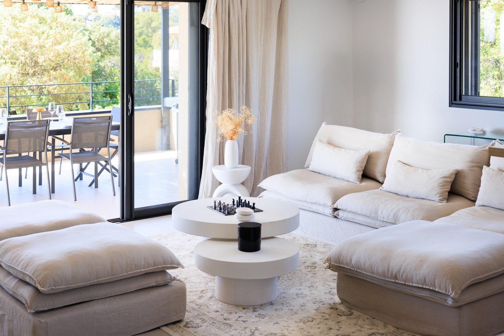 Location saisonnière Villa 7&nbsp;Pièces 300&nbsp;m² Sainte-Lucie De Porto-Vecchio