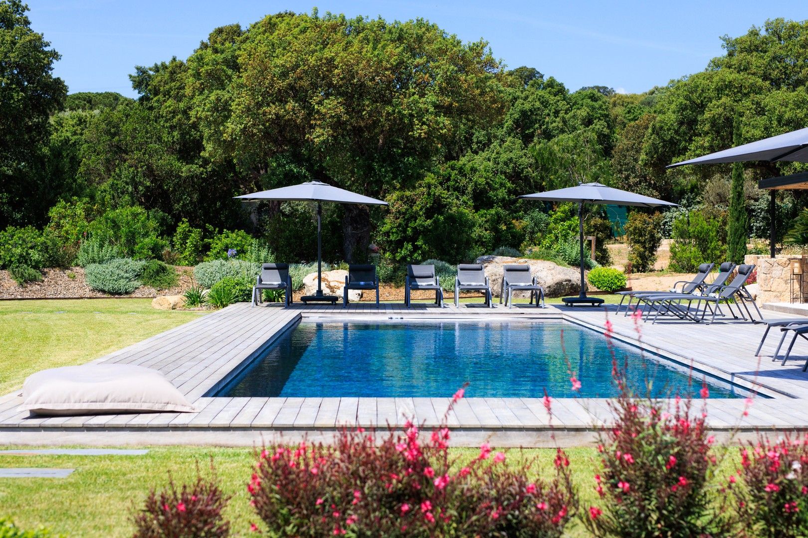 Location saisonnière Villa 7&nbsp;Pièces 300&nbsp;m² Sainte-Lucie De Porto-Vecchio