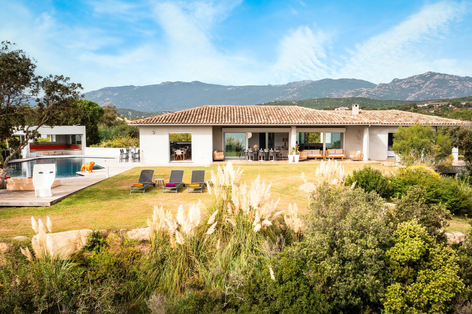 Location saisonnière Villa 8&nbsp;Pièces 200&nbsp;m² Porto-Vecchio