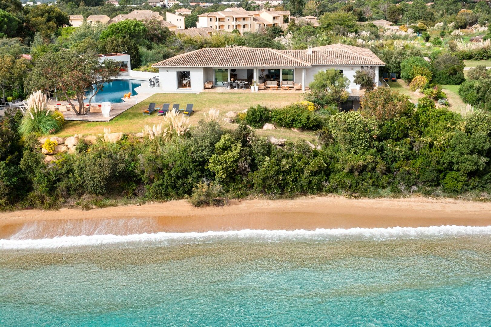 Location saisonnière Villa 8&nbsp;Pièces 200&nbsp;m² Porto-Vecchio