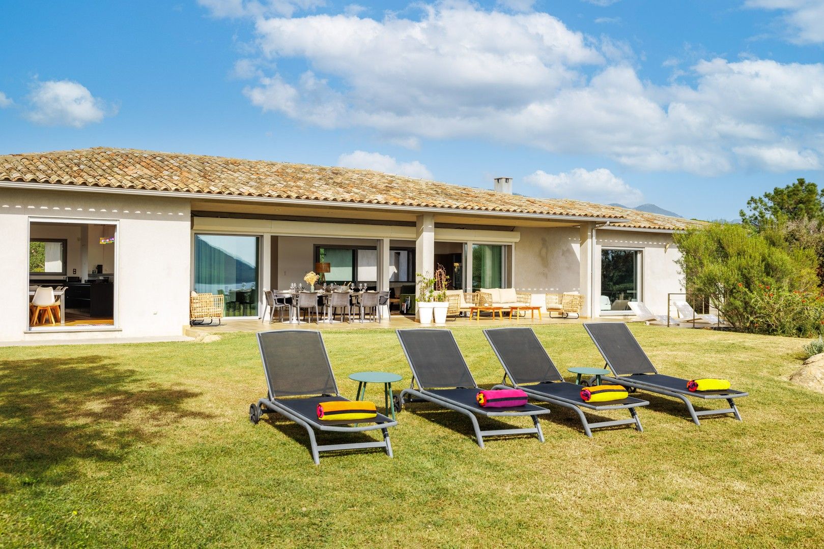 Location saisonnière Villa 8&nbsp;Pièces 200&nbsp;m² Porto-Vecchio