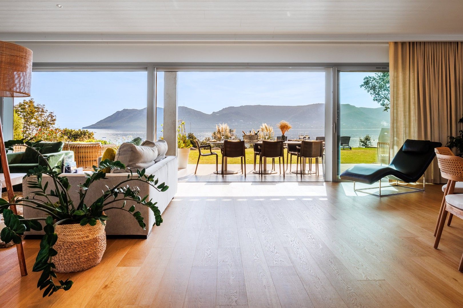 Location saisonnière Villa 8&nbsp;Pièces 200&nbsp;m² Porto-Vecchio