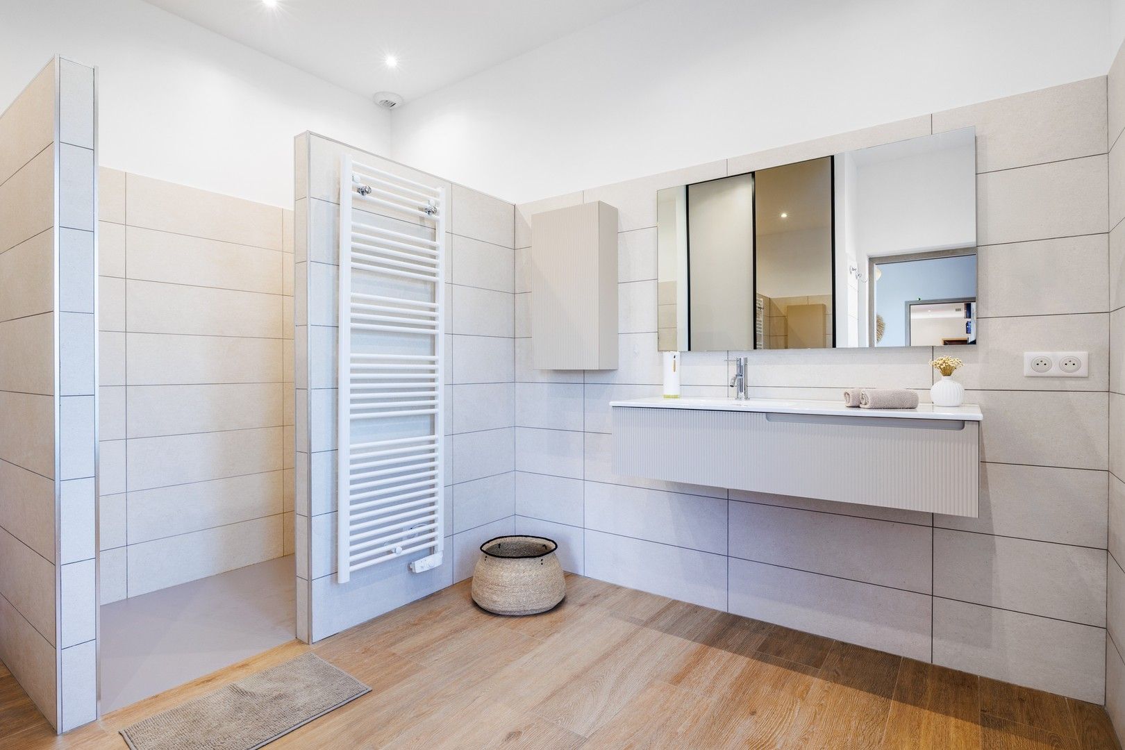 Location saisonnière Villa 4&nbsp;Pièces 190&nbsp;m² Sainte-Lucie De Porto-Vecchio