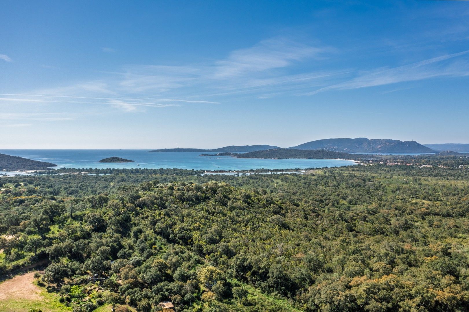 Location saisonnière Villa 4&nbsp;Pièces 190&nbsp;m² Sainte-Lucie De Porto-Vecchio