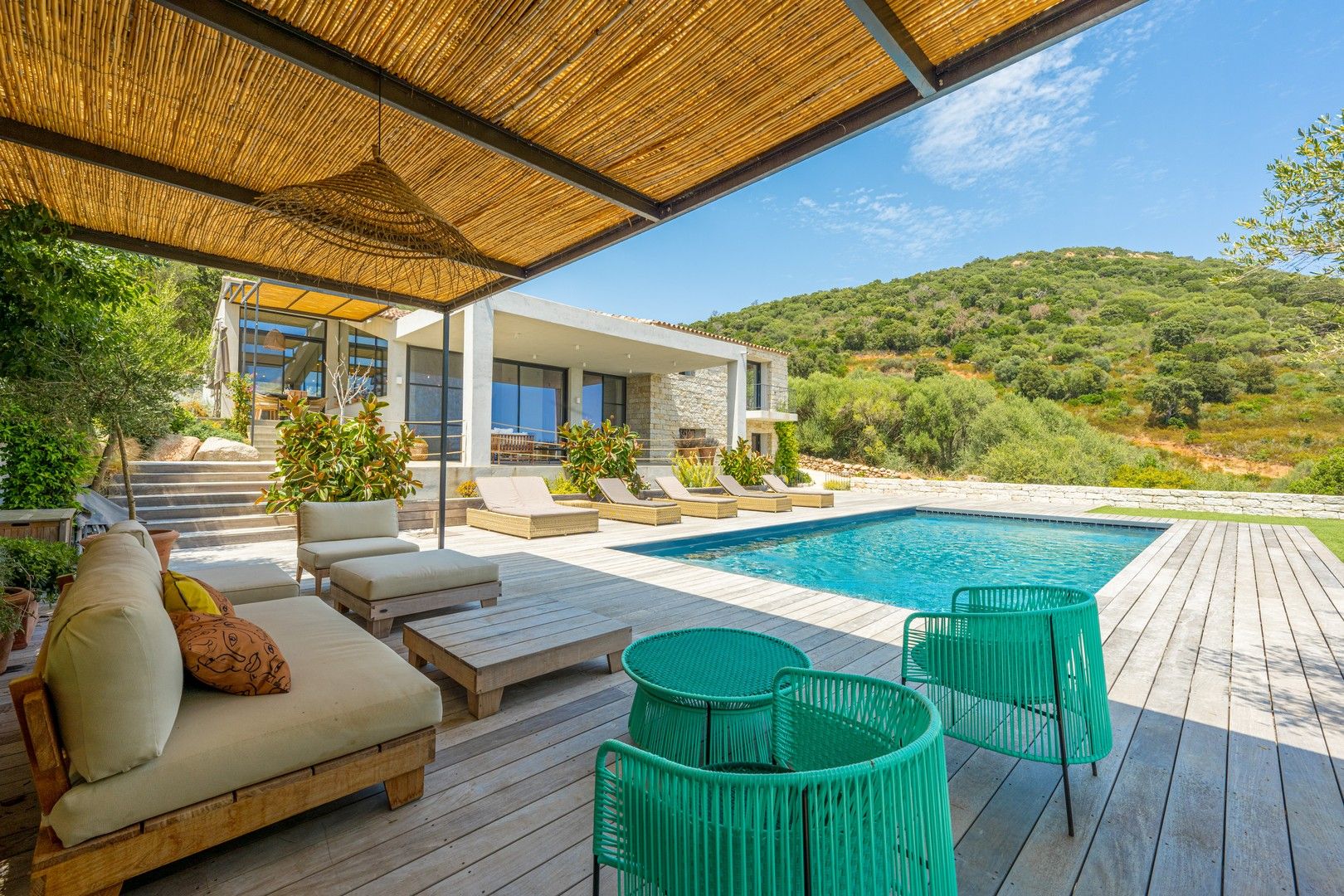 Location saisonnière Villa 5&nbsp;Pièces 280&nbsp;m² Sainte-Lucie De Porto-Vecchio
