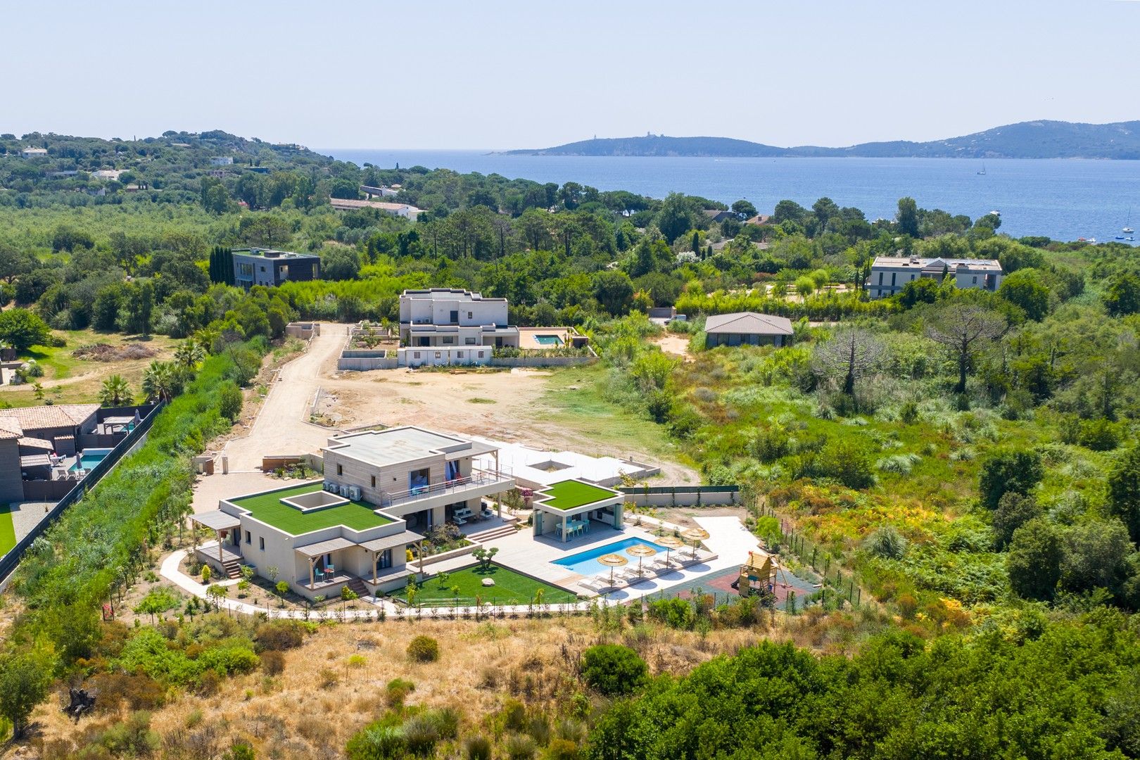 Location saisonnière Villa 6&nbsp;Pièces 237&nbsp;m² Lecci