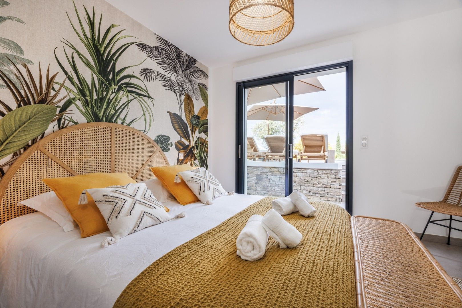 Seasonal rental Villa 6&nbsp;rooms 300&nbsp;m² Sainte-Lucie De Porto-Vecchio
