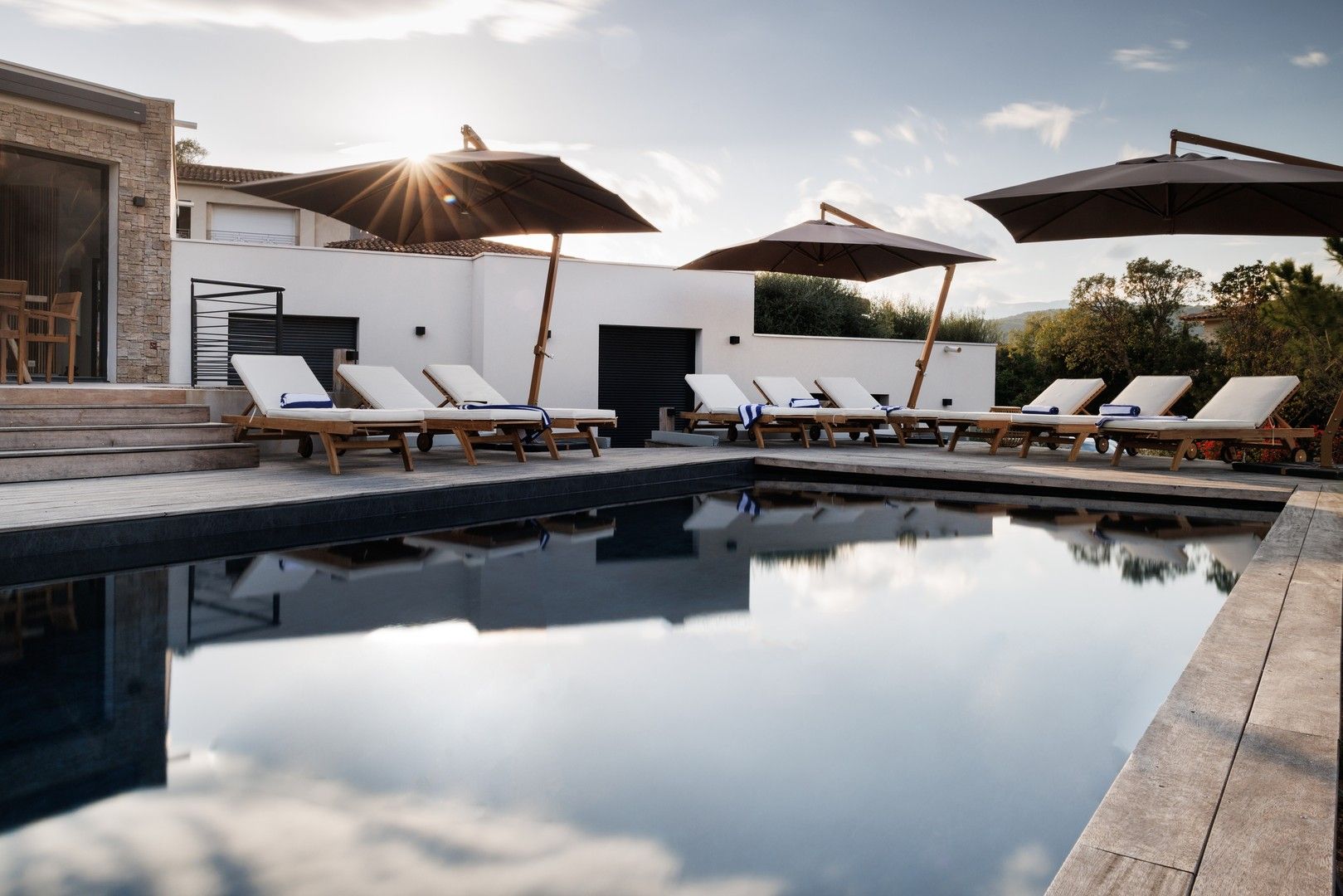 Seasonal rental Villa 6&nbsp;rooms 300&nbsp;m² Sainte-Lucie De Porto-Vecchio