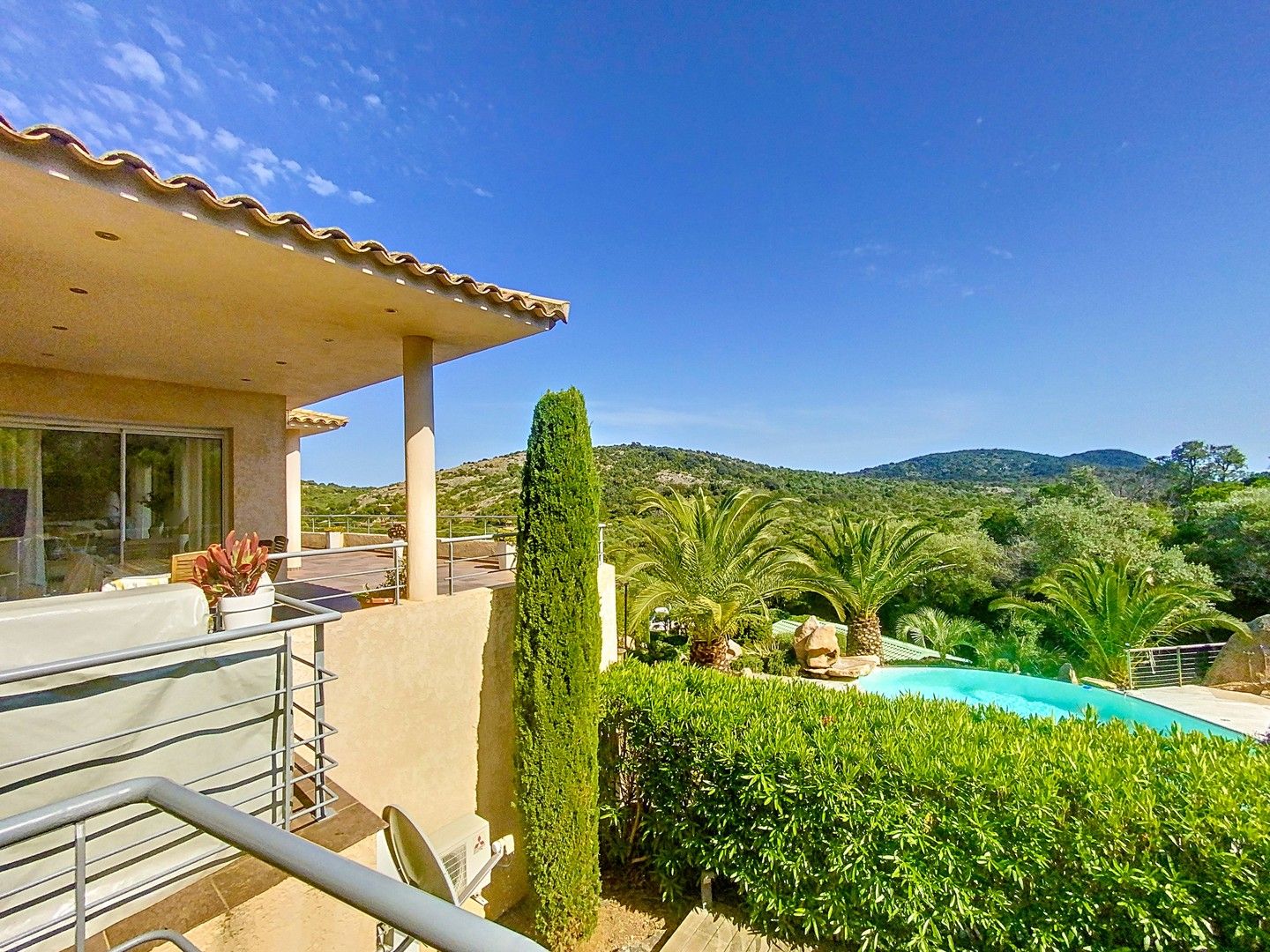 Acheter Maison 10&nbsp;Pièces 292.2&nbsp;m² Porto-Vecchio