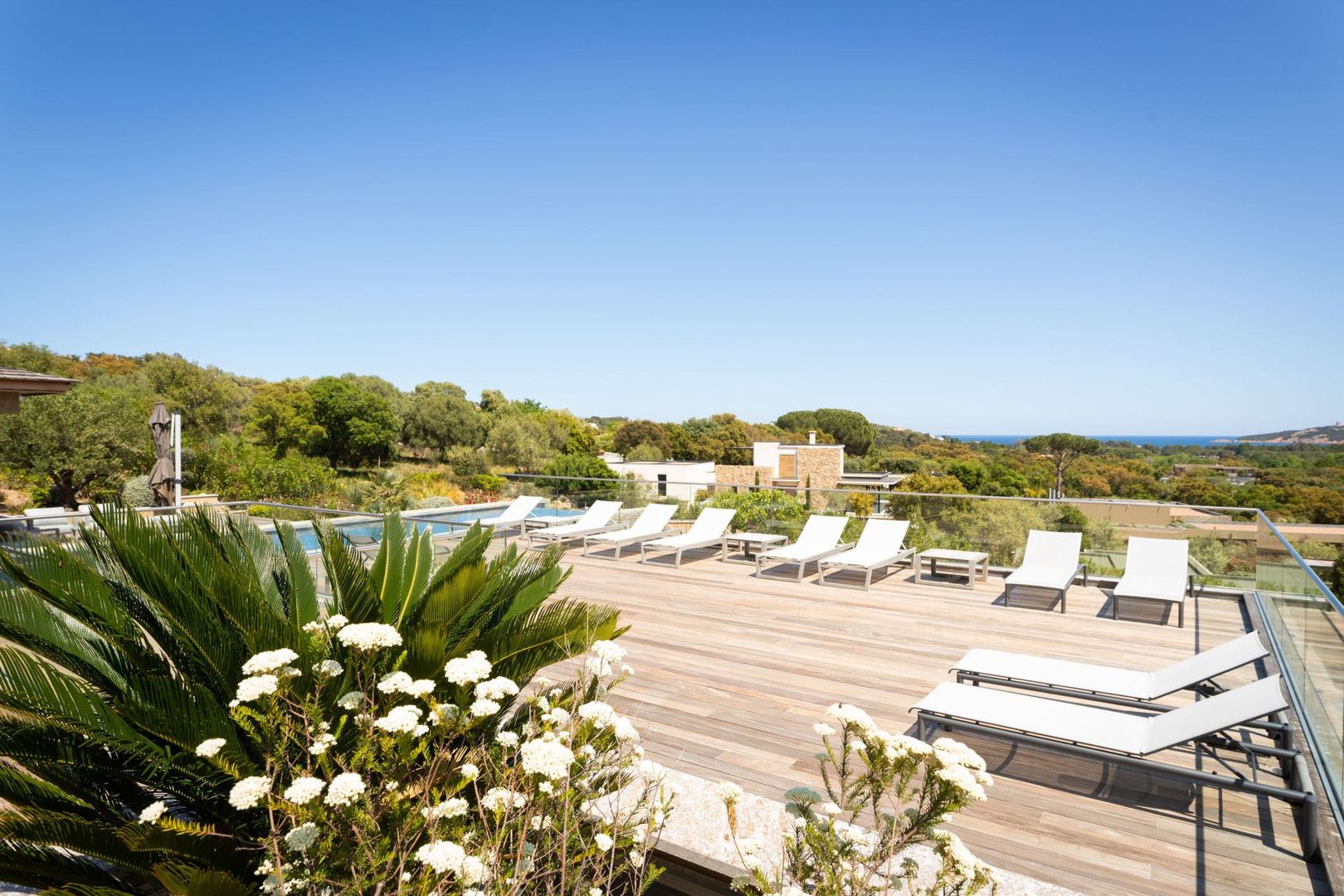Location saisonnière Villa 6&nbsp;Pièces 350&nbsp;m² Sainte-Lucie De Porto-Vecchio
