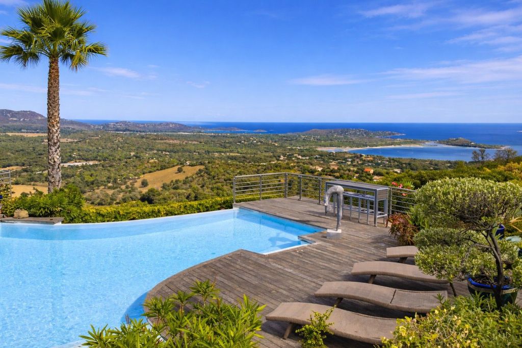 villa 8 Pièces en vente sur Porto-Vecchio (20137) - Plus de details