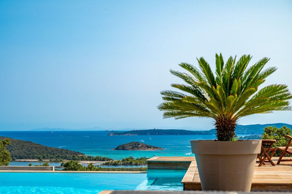 villa 9 Pièces en vente sur Sainte-Lucie de Porto-Vecchio (20144) - Plus de details