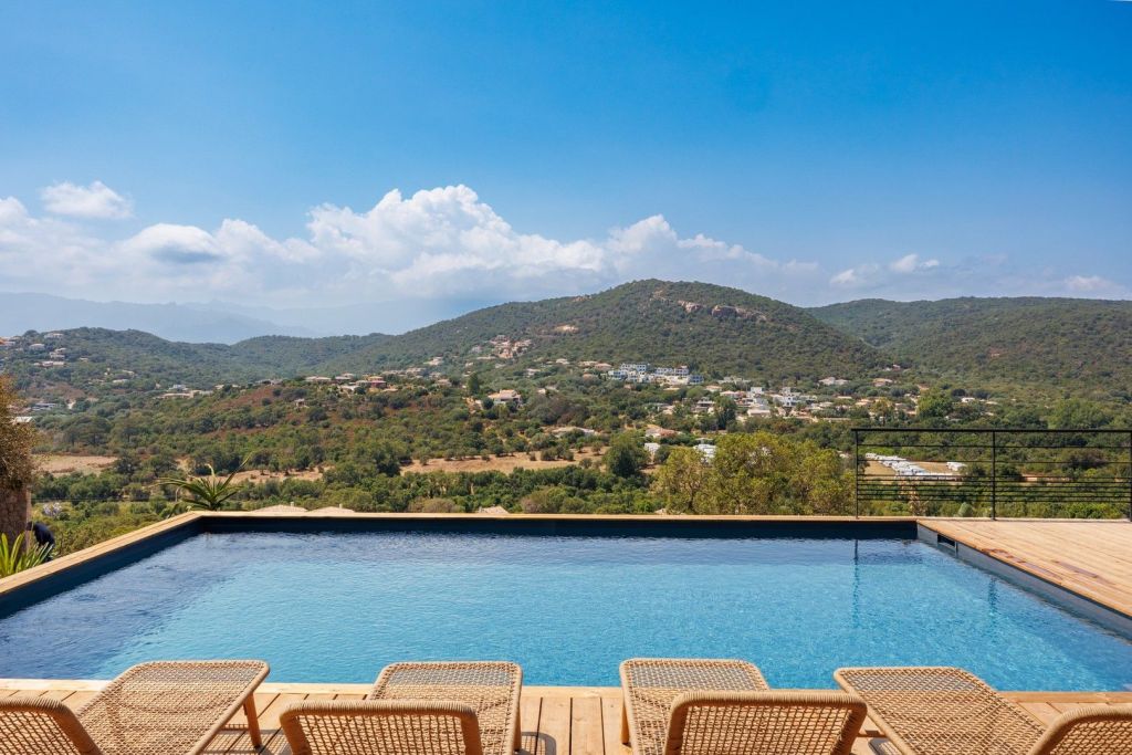 villa 5 Pièces en vente sur Sainte-Lucie de Porto-Vecchio (20144) - Plus de details