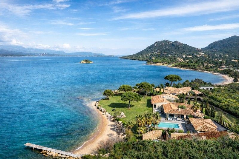 Le marché de l’immobilier de luxe en Corse du Sud : un investissement d’exception